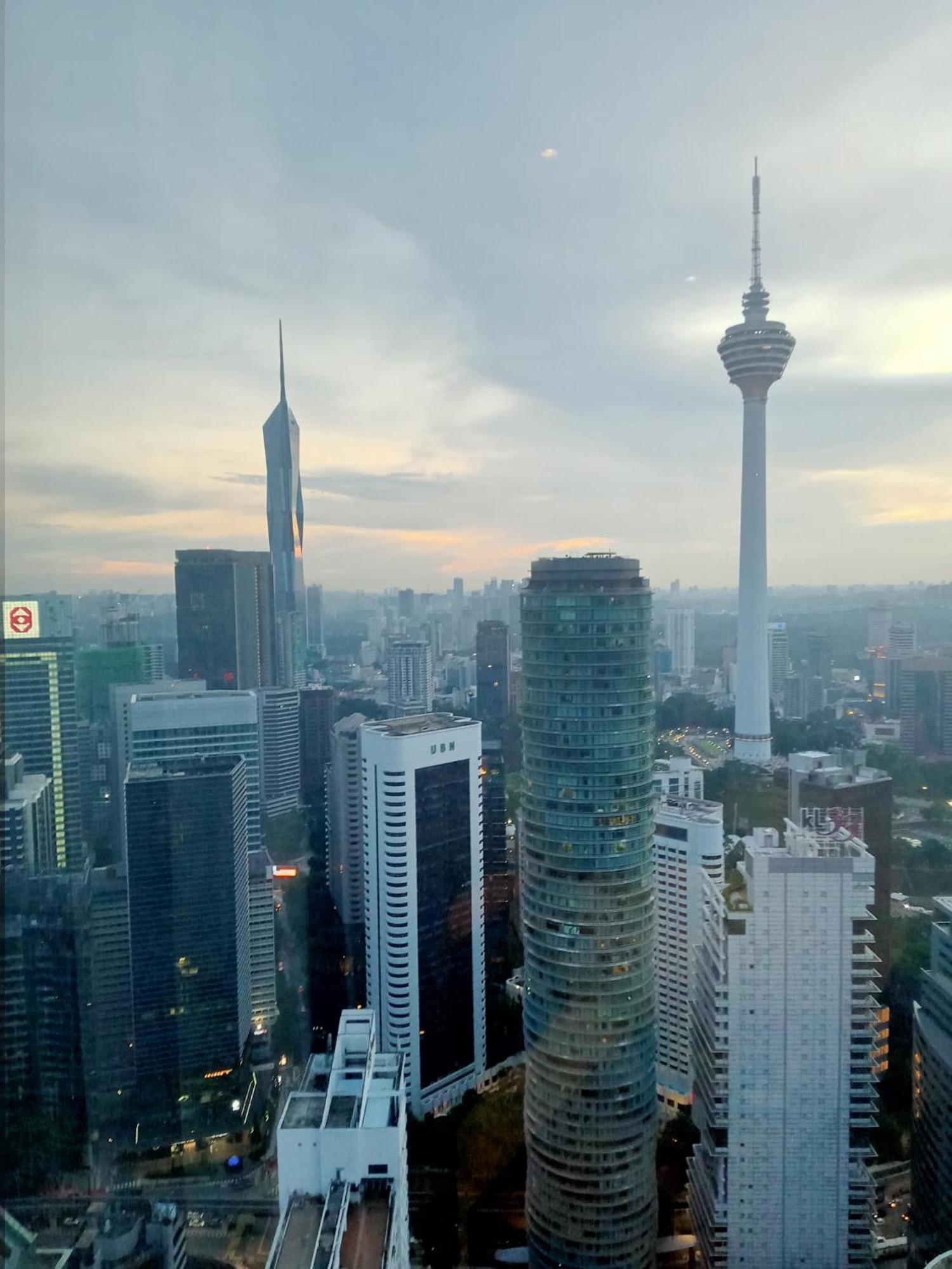 Sky Klcc Centre By Kd Sky * Kuala Lumpur